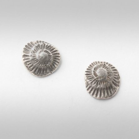 nautilus_silver_stud-earrings_