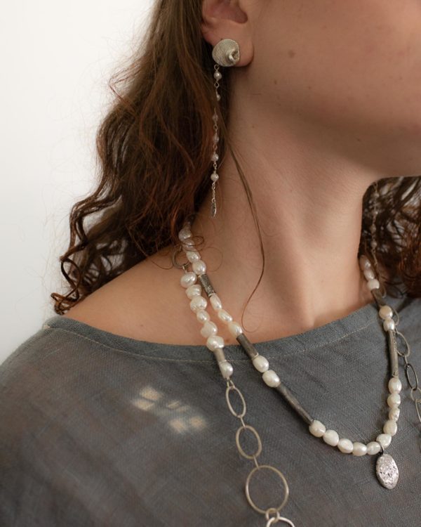 silver_pearl_modern_jewelry