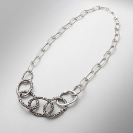 silver_link_modern_necklace_coral_collection